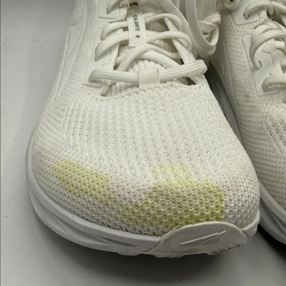 Altra ESCALANTE 4 White Athletic Shoes s3 - Picture 3 of 7